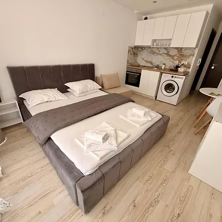 Private In Paradiso Апартаменты Несебр